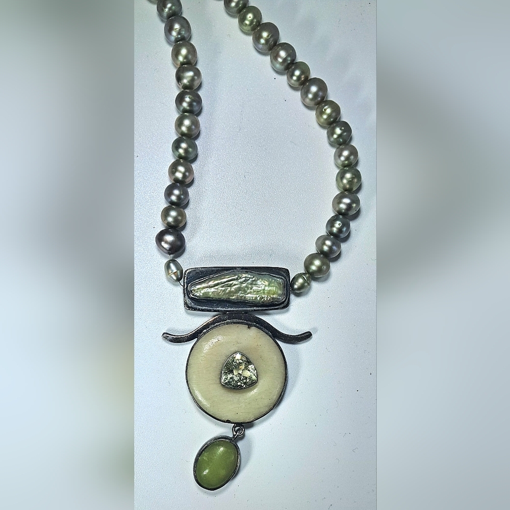 Vintage Tahitian Pearl Necklace With Sterling Silver Carved Bone Pendant - Picture 8 of 10